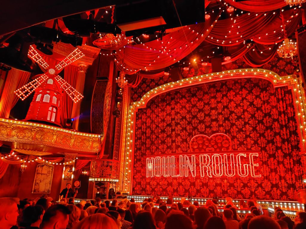 Moulin Rouge comédie musicale  salle théâtre à Londres