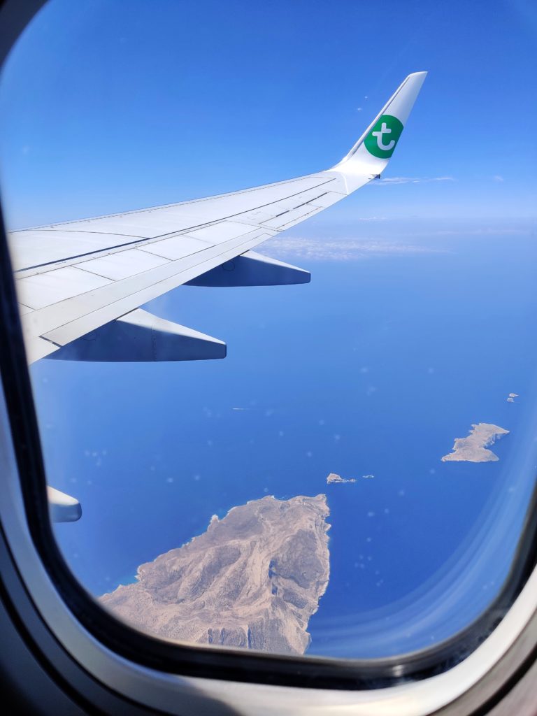 Partir à Santorin en avion conseils