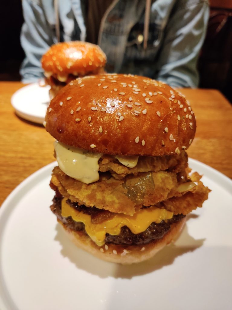 Les burgers du Red Dog Saloon Londres