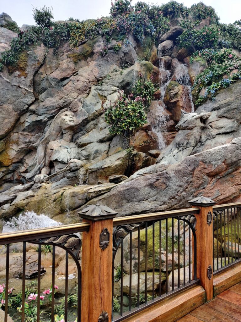 Sculpture Pocahontas à Fantasy Springs