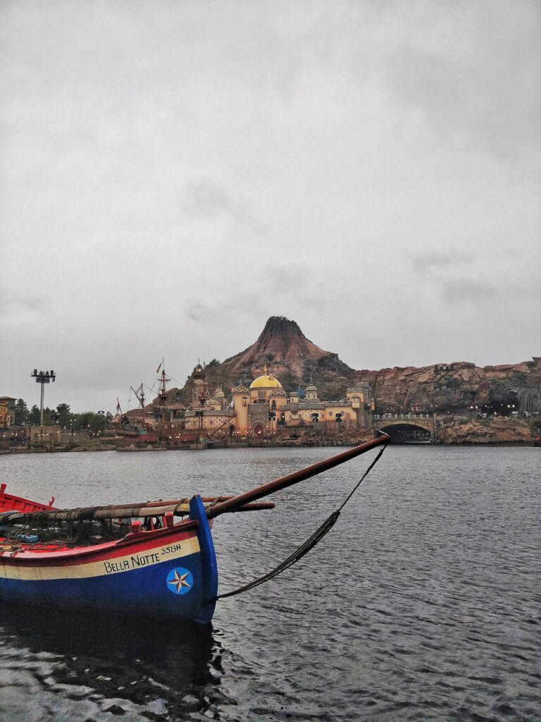 Le volcan de Tokyo Disney Sea